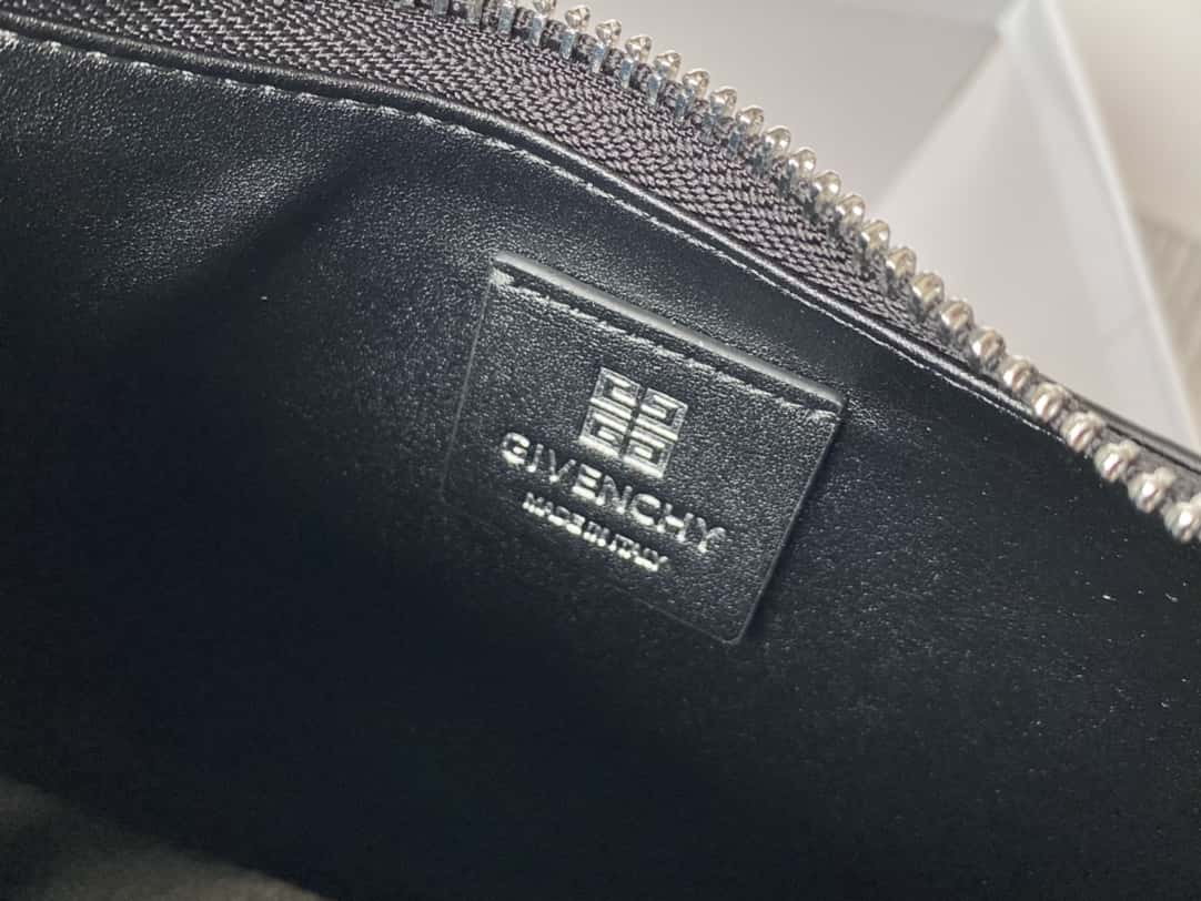 Givenchy紀梵希Moon cut腋下包2201-頂級1:1精品高仿包包香港台灣批發價格推薦微信哪裡買