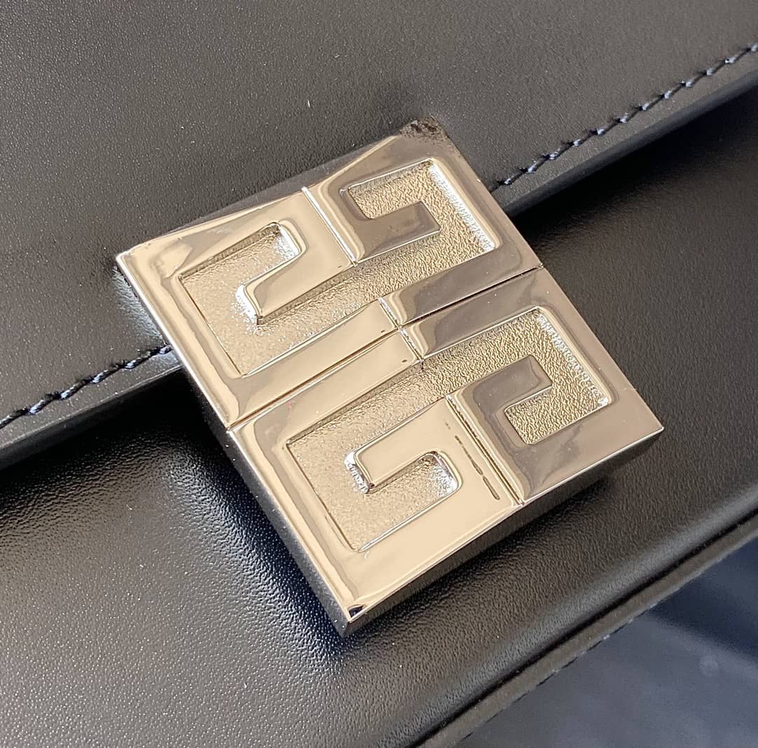 Givenchy紀梵希法國原廠box皮4G金屬磁力扣肩背包4g88-頂級1:1精品高仿包包香港台灣批發價格推薦微信哪裡買