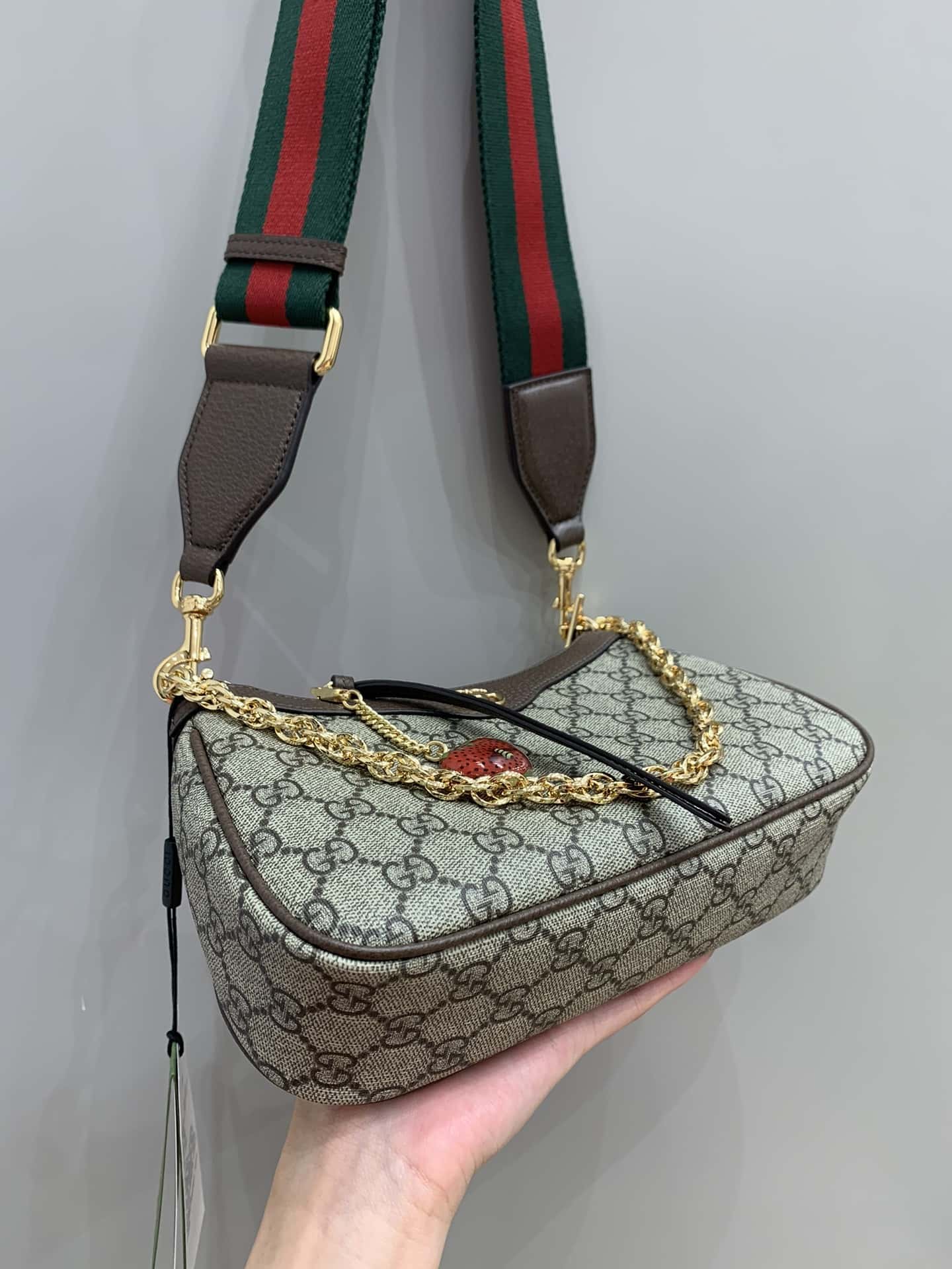 GUCCI ophidia草莓鏈條包 735132-頂級1:1精品高仿包包香港台灣批發價格推薦微信哪裡買