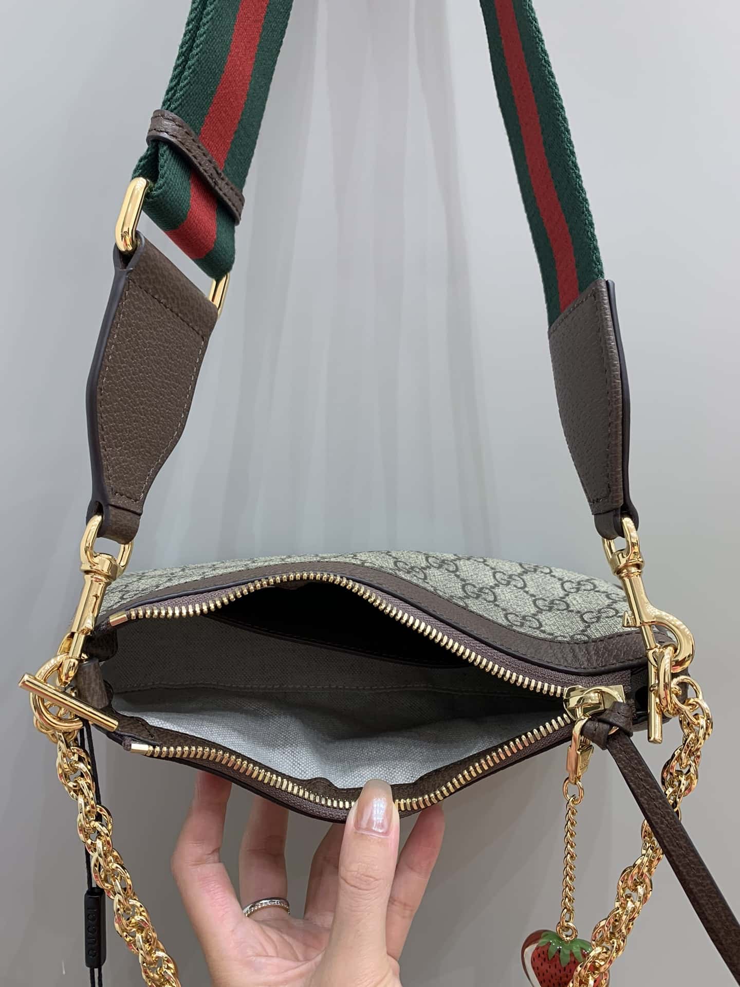 GUCCI ophidia草莓鏈條包 735132-頂級1:1精品高仿包包香港台灣批發價格推薦微信哪裡買