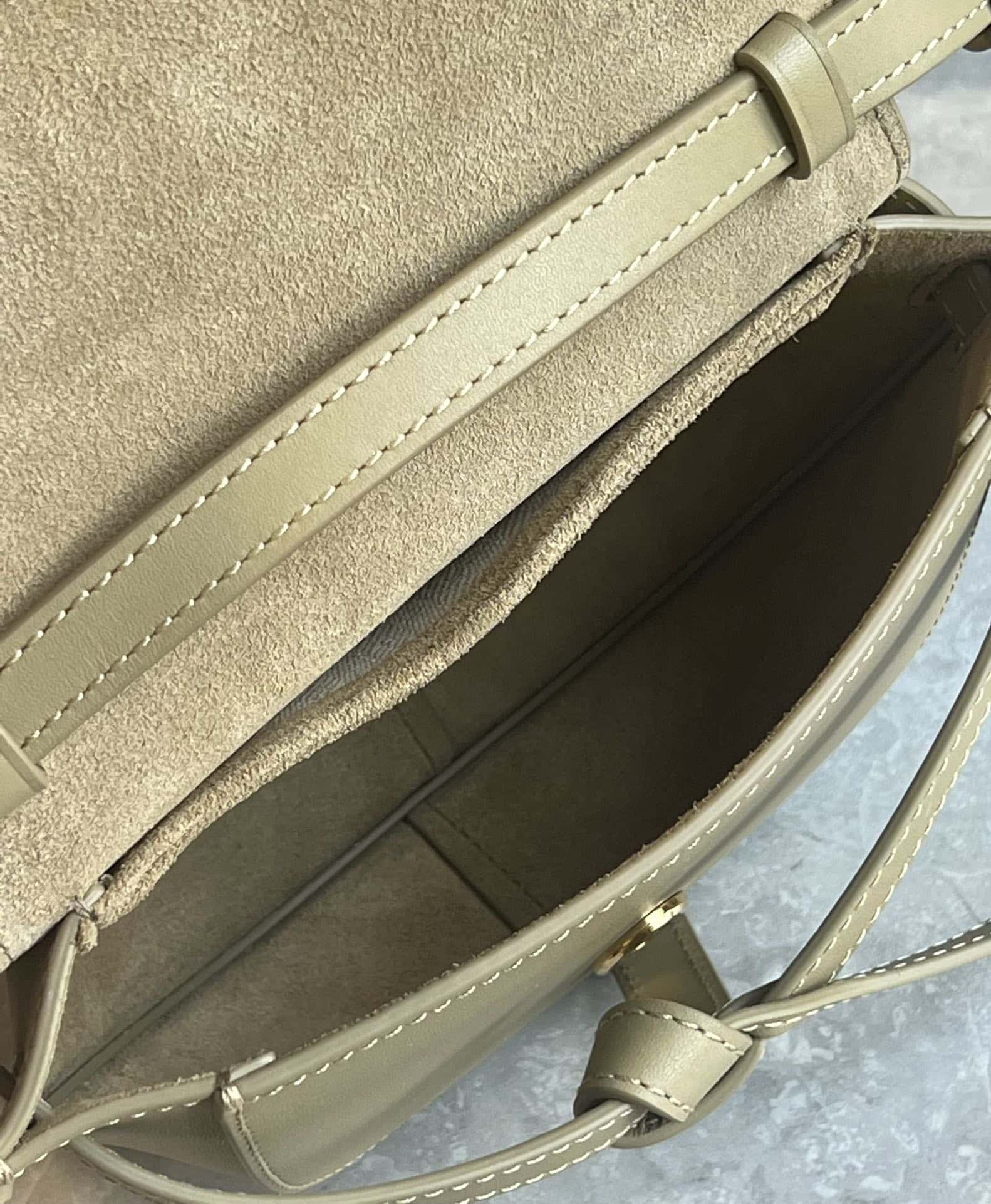 LOEWE升級版字母寛肩帶馬鞍包MiniGateDual手袋 0672-頂級1:1精品高仿包包香港台灣批發價格推薦微信哪裡買