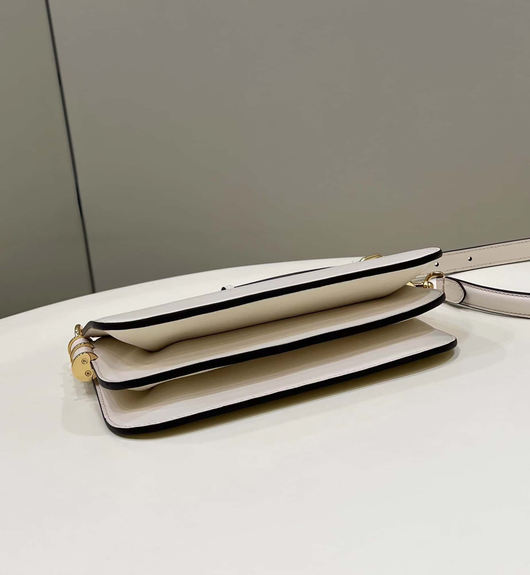 光滑小牛皮風琴肩背包8503-頂級1:1精品高仿包包香港台灣批發價格推薦微信哪裡買