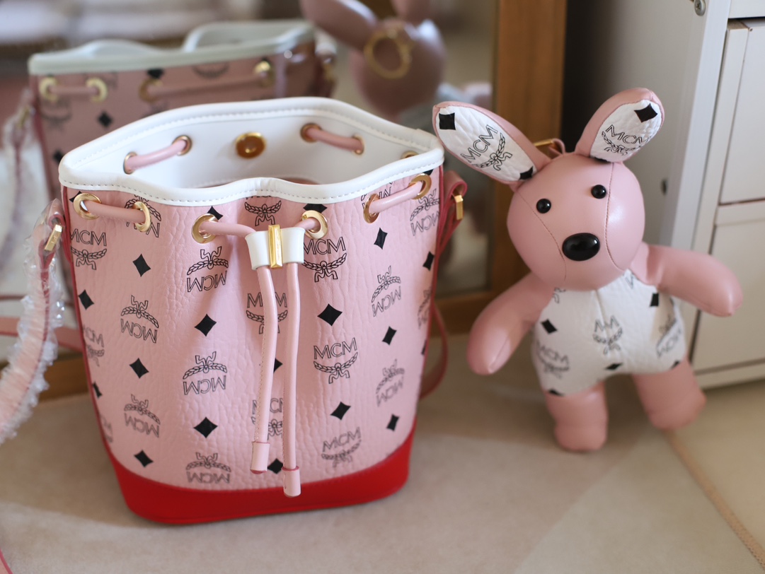 MCM 兔子 系列Visetos拼接水桶包-頂級1:1精品高仿包包香港台灣批發價格推薦微信哪裡買