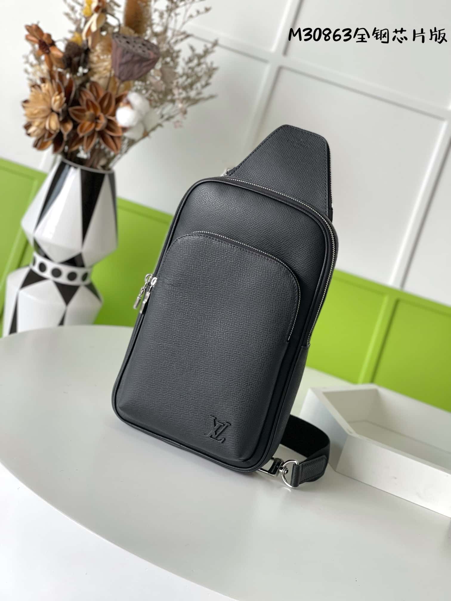 LV M30863 AVENUE NM 單肩包-頂級1:1精品高仿包包香港台灣批發價格推薦微信哪裡買