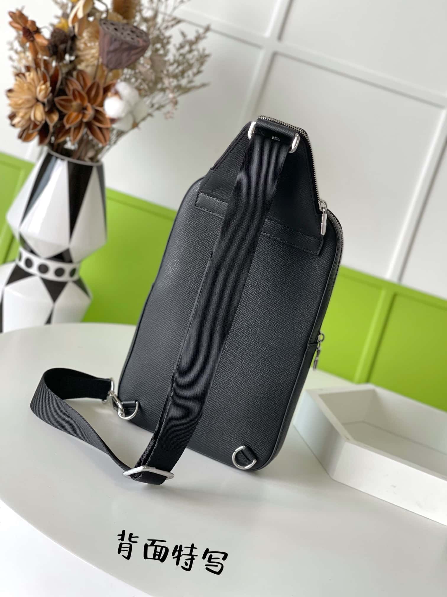 LV M30863 AVENUE NM 單肩包-頂級1:1精品高仿包包香港台灣批發價格推薦微信哪裡買