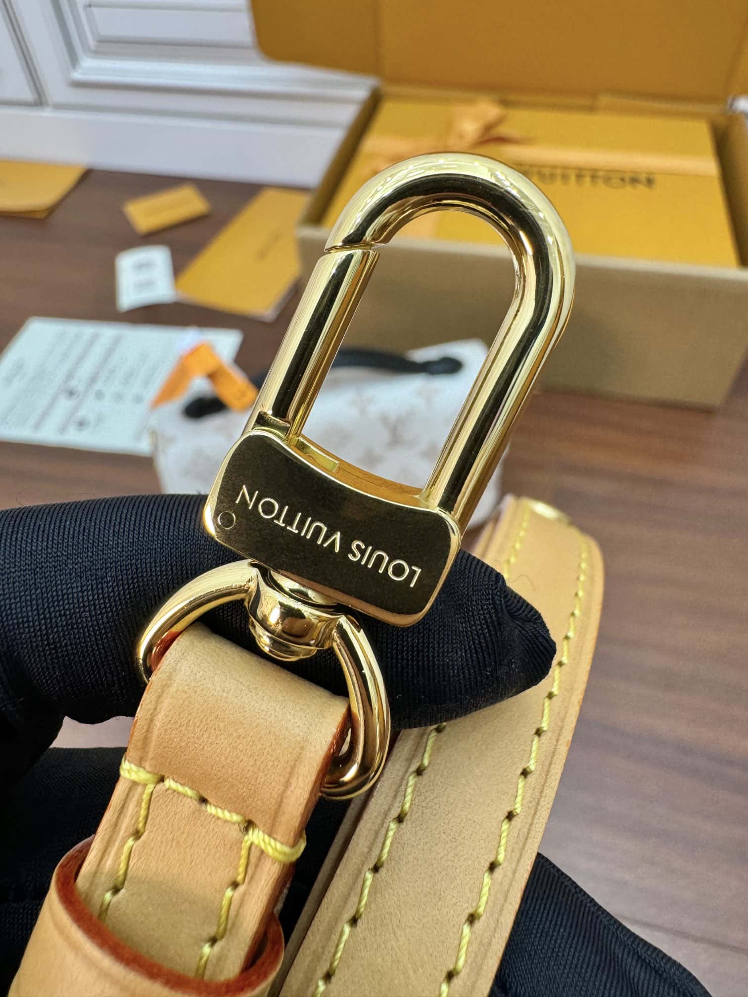 LV M46914 POCHETTE MÉTIS EAST WEST 手袋-頂級1:1精品高仿包包香港台灣批發價格推薦微信哪裡買