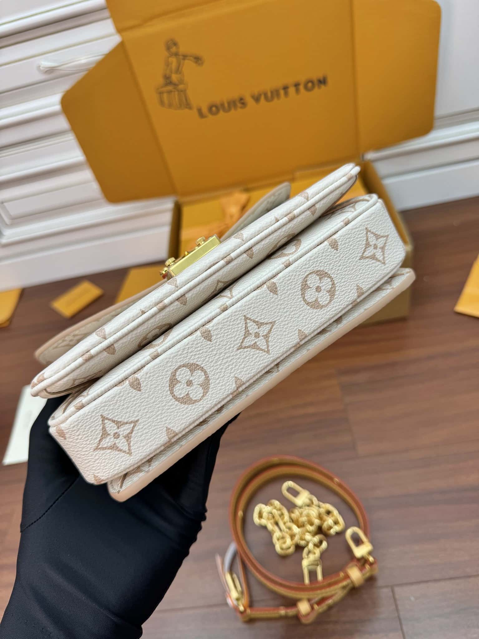 LV M46914 POCHETTE MÉTIS EAST WEST 手袋-頂級1:1精品高仿包包香港台灣批發價格推薦微信哪裡買