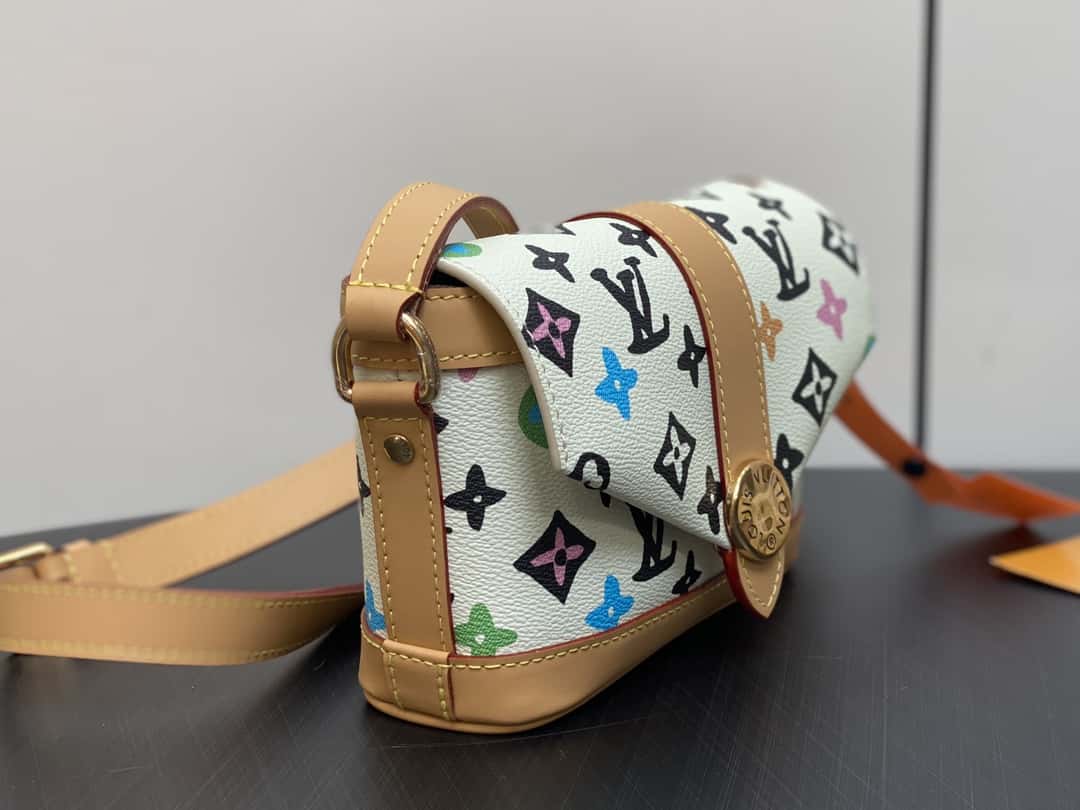 【原單精品】M83346白彩 郵差包系列 ENVELOPE 迷你手袋 （Tyler聯名）-頂級1:1精品高仿包包香港台灣批發價格推薦微信哪裡買