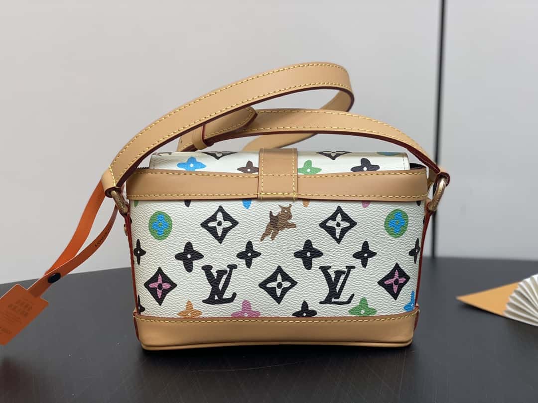 【原單精品】M83346白彩 郵差包系列 ENVELOPE 迷你手袋 （Tyler聯名）-頂級1:1精品高仿包包香港台灣批發價格推薦微信哪裡買