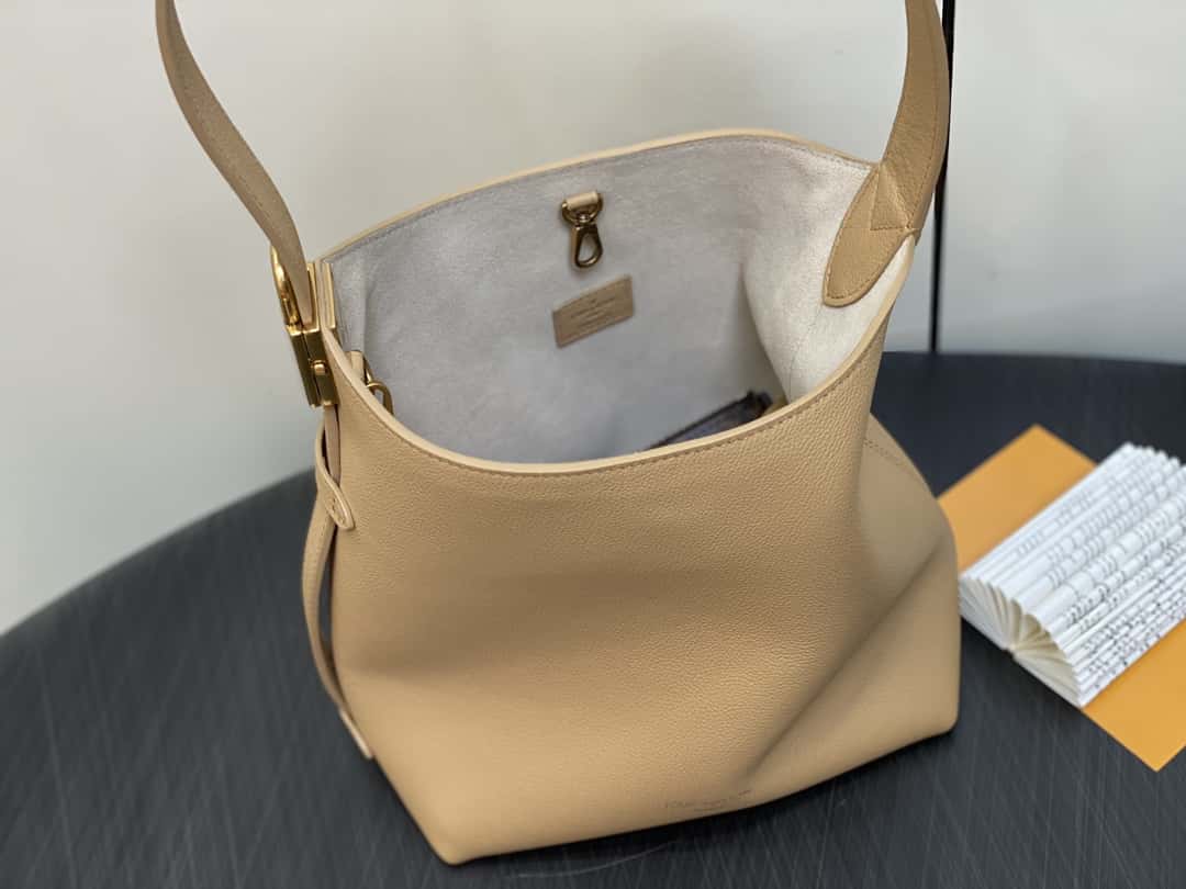 【原單精品】M25352黑色 M25353米色 M24354棕色 LOW KEY HOBO 小號手袋-頂級1:1精品高仿包包香港台灣批發價格推薦微信哪裡買