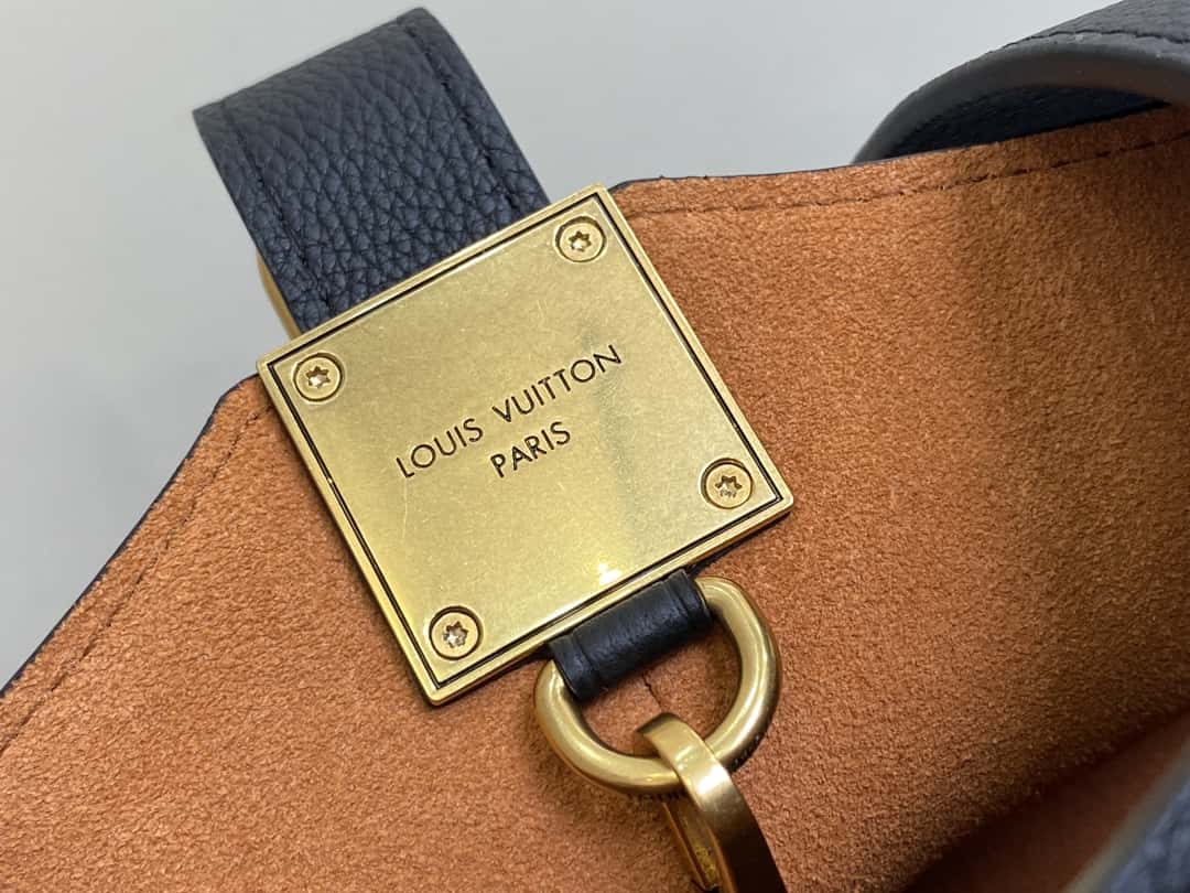 【原單精品】M25352黑色 M25353米色 M24354棕色 LOW KEY HOBO 小號手袋-頂級1:1精品高仿包包香港台灣批發價格推薦微信哪裡買