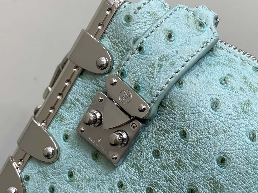 【原單精品】M25445淺綠色鴕鳥紋全皮 軟盒子系列 SLIM TRUNK 手袋-頂級1:1精品高仿包包香港台灣批發價格推薦微信哪裡買