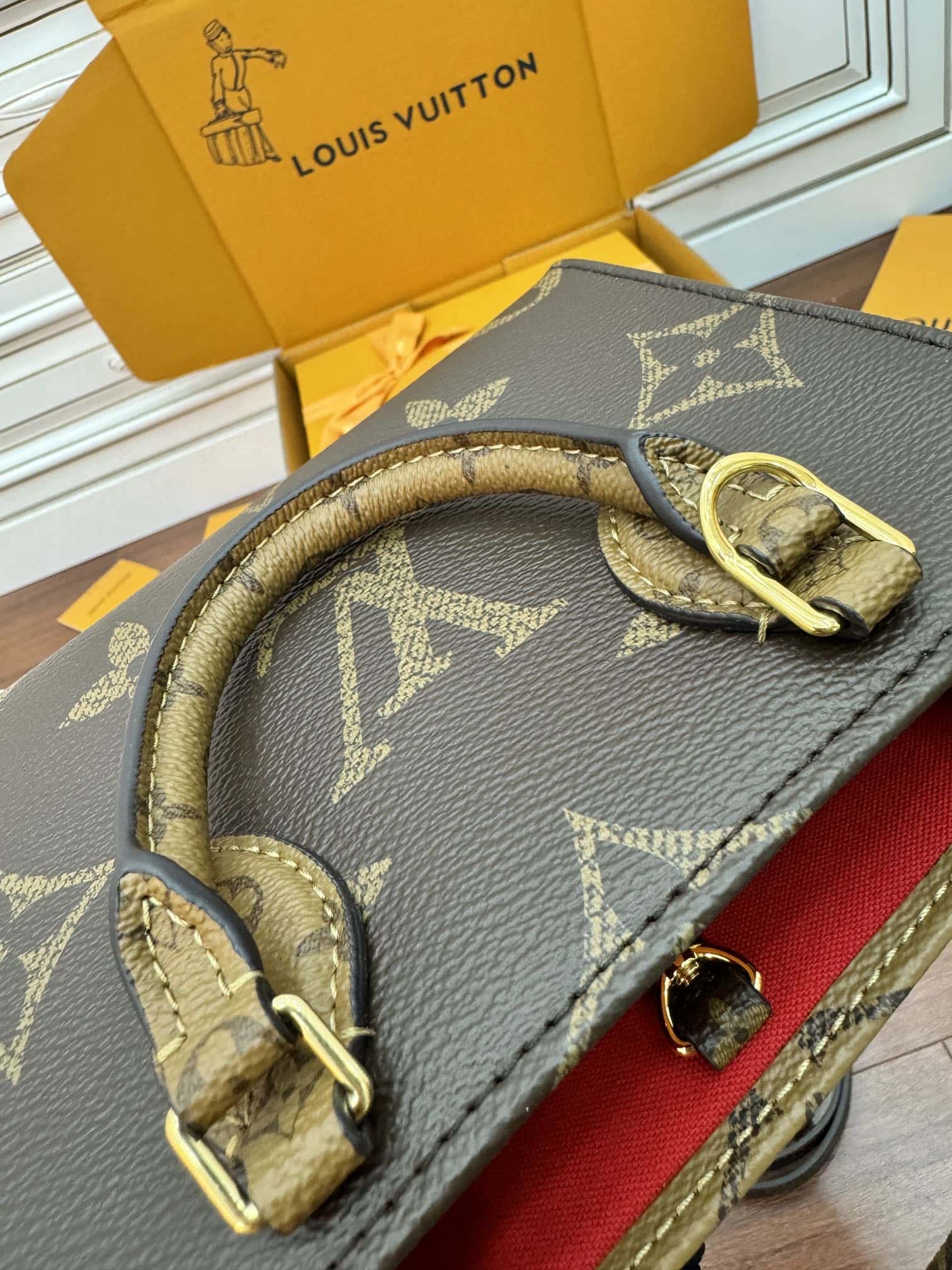 LV M46839 ONTHEGO BB 手袋-頂級1:1精品高仿包包香港台灣批發價格推薦微信哪裡買