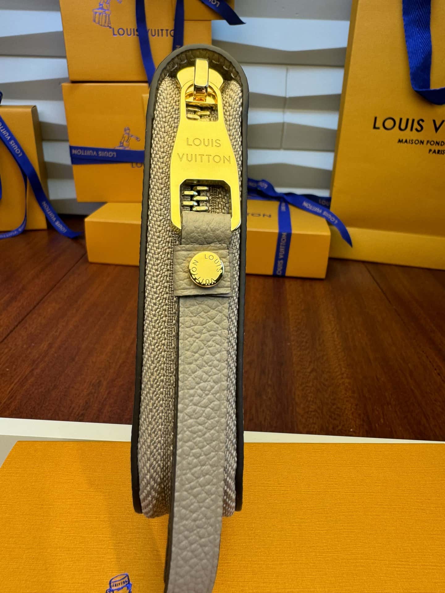 LV Zippy錢包 M69794特級錢包-頂級1:1精品高仿包包香港台灣批發價格推薦微信哪裡買