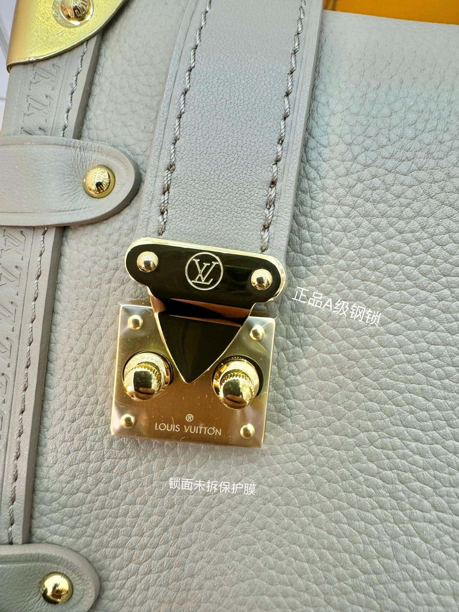 LV高仿原單包包 M25072 Side Trunk MM正品代工廠意大利A級皮料¥3,100.00-頂級1:1精品高仿包包香港台灣批發價格推薦微信哪裡買