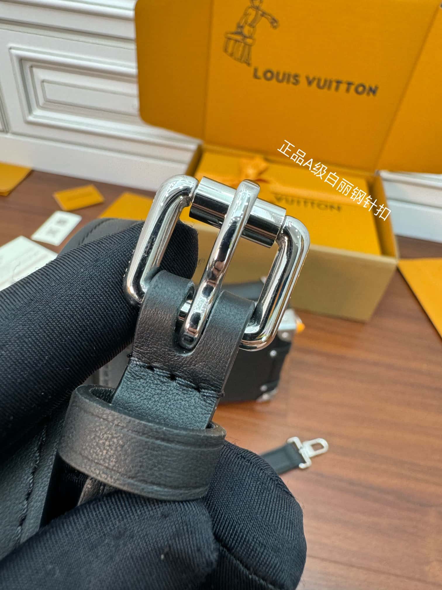 LV頂級原單包 M25160 Side Trunk MM品質提升．專櫃同步¥3,180.00-頂級1:1精品高仿包包香港台灣批發價格推薦微信哪裡買