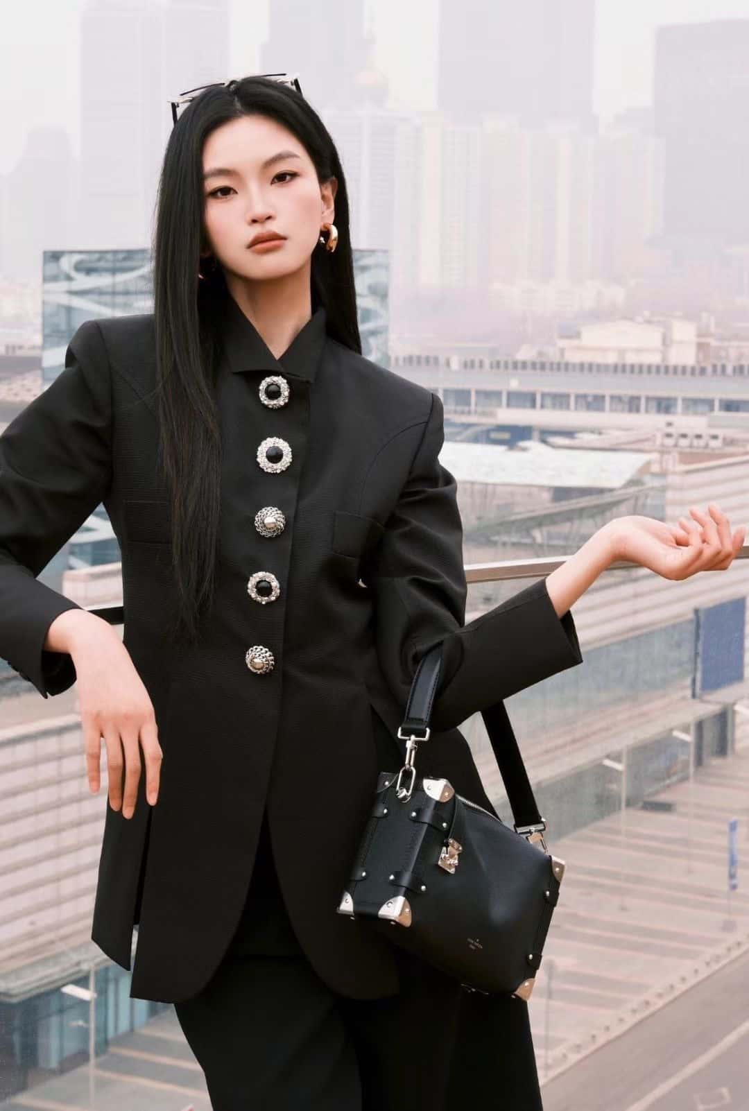 LV頂級原單包 M25160 Side Trunk MM品質提升．專櫃同步¥3,180.00-頂級1:1精品高仿包包香港台灣批發價格推薦微信哪裡買