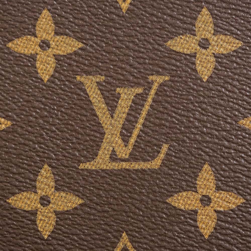 LV高仿包包 M12583 CarryAll Dark MM羊皮面料搭配著老花肩帶點綴¥3,080.00-頂級1:1精品高仿包包香港台灣批發價格推薦微信哪裡買