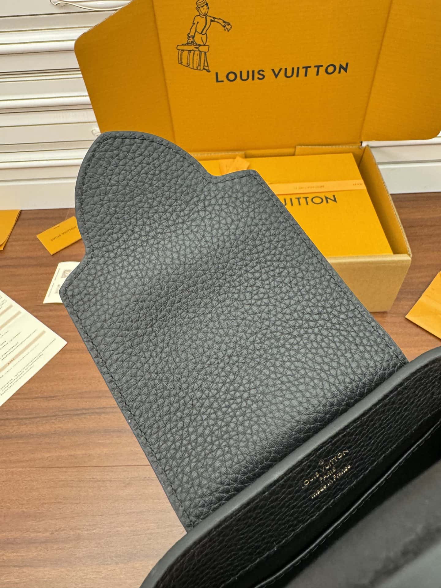 LV高仿包包 A級出品 M56071 Capucines 迷妳手袋¥3,080.00-頂級1:1精品高仿包包香港台灣批發價格推薦微信哪裡買