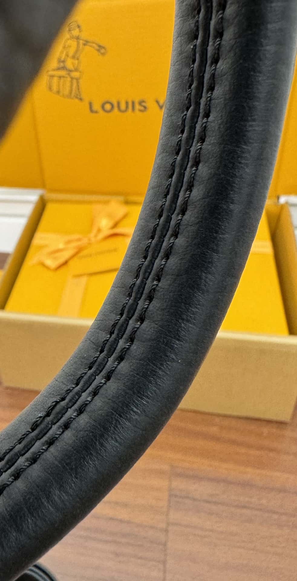 LV高仿包包 A級出品 M56071 Capucines 迷妳手袋¥3,080.00-頂級1:1精品高仿包包香港台灣批發價格推薦微信哪裡買