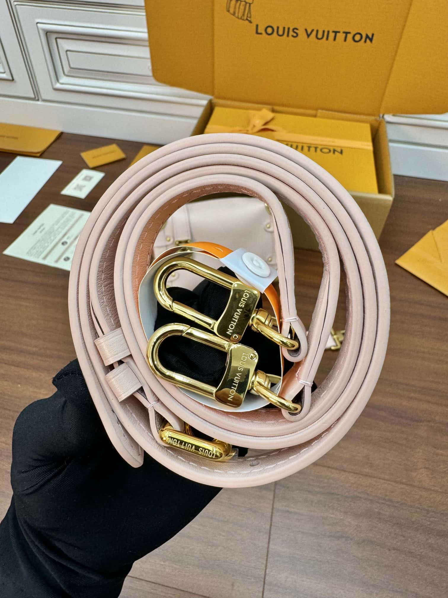 LV頂級復刻包包 M25071特正版 當季新款 SIDE TRUNK 小號手袋專櫃同步¥3,080.00-頂級1:1精品高仿包包香港台灣批發價格推薦微信哪裡買