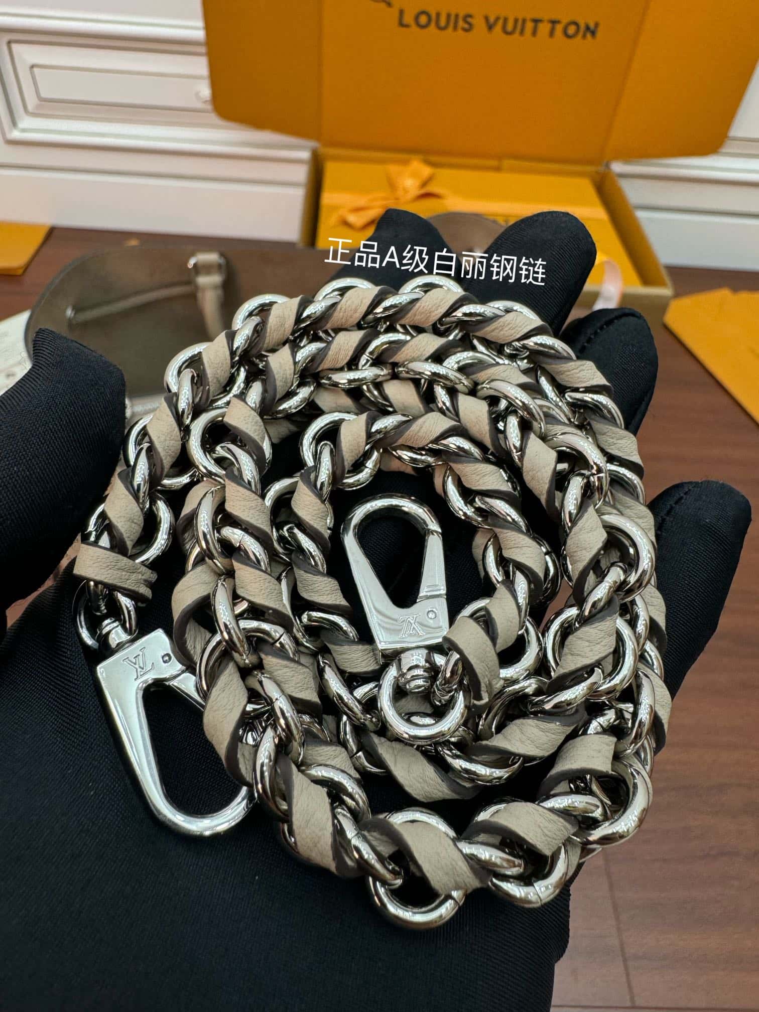 LV 高仿包包M59201特正版 BELLA TOTE 手袋專櫃同步意大利A級皮料¥3,180.00-頂級1:1精品高仿包包香港台灣批發價格推薦微信哪裡買