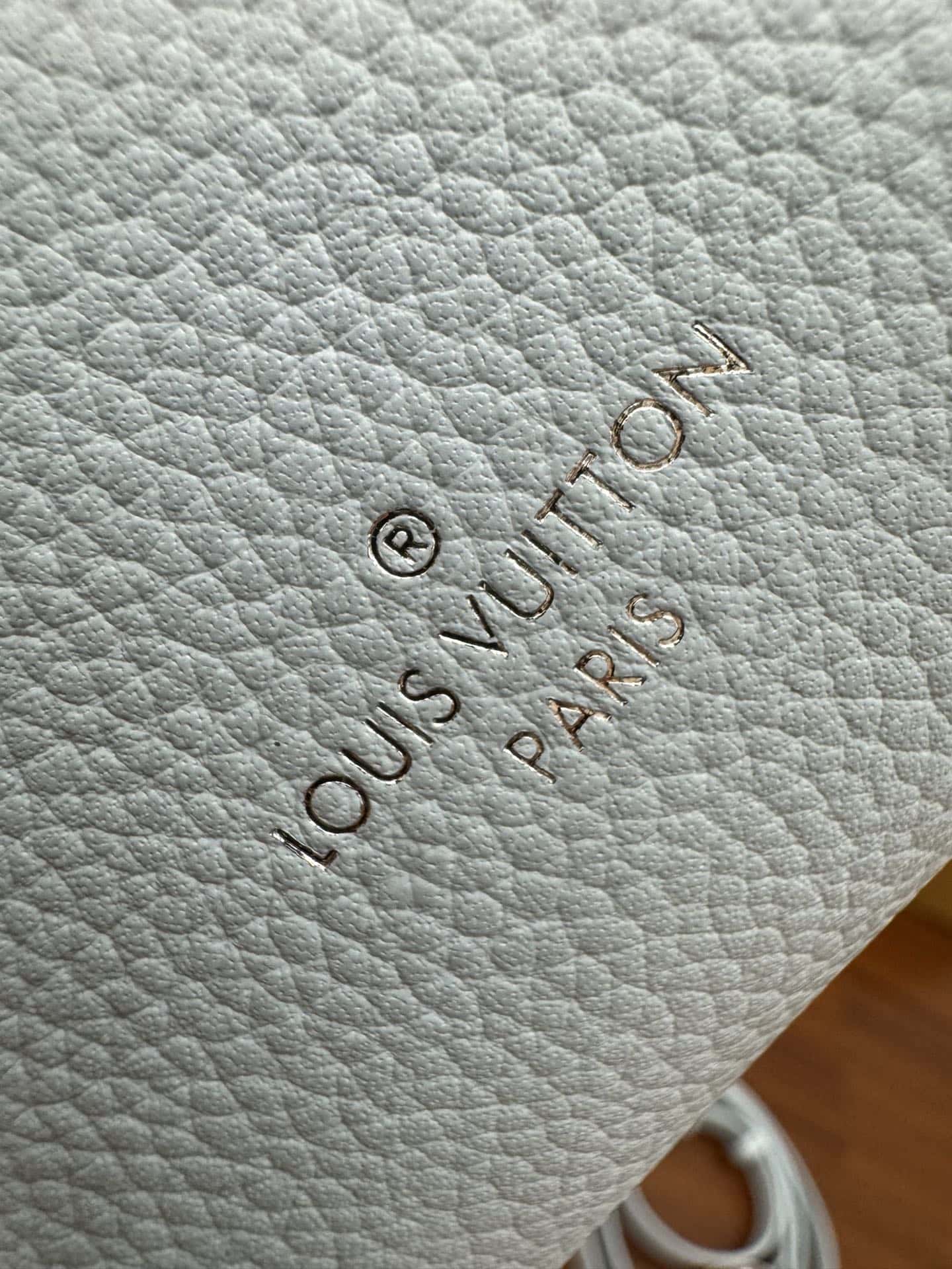 LV M25067 Side Trunk PM原單包包A級出品¥2980.00-頂級1:1精品高仿包包香港台灣批發價格推薦微信哪裡買