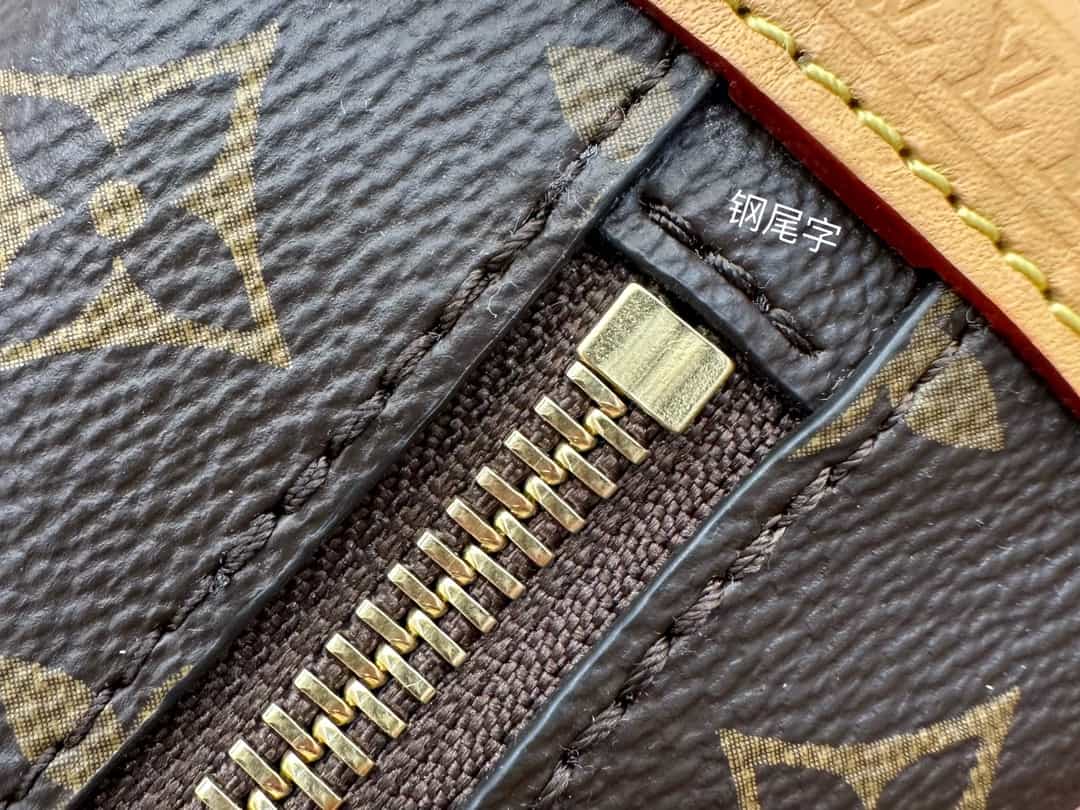 Louis Vuitton M46358 SIDE TRUNK 一比一高仿手袋¥2980.00-頂級1:1精品高仿包包香港台灣批發價格推薦微信哪裡買