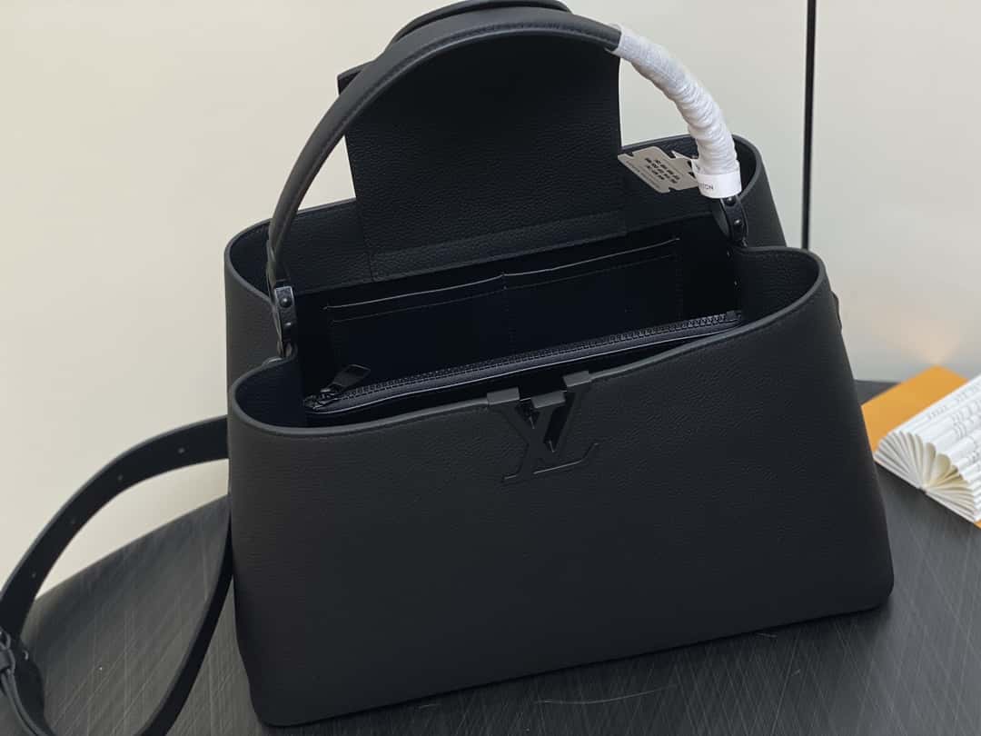 【原單精品】M23955 全皮cap那英款繫列 CAPUCINES SOUPLE 大號手袋¥2,880.00-頂級1:1精品高仿包包香港台灣批發價格推薦微信哪裡買