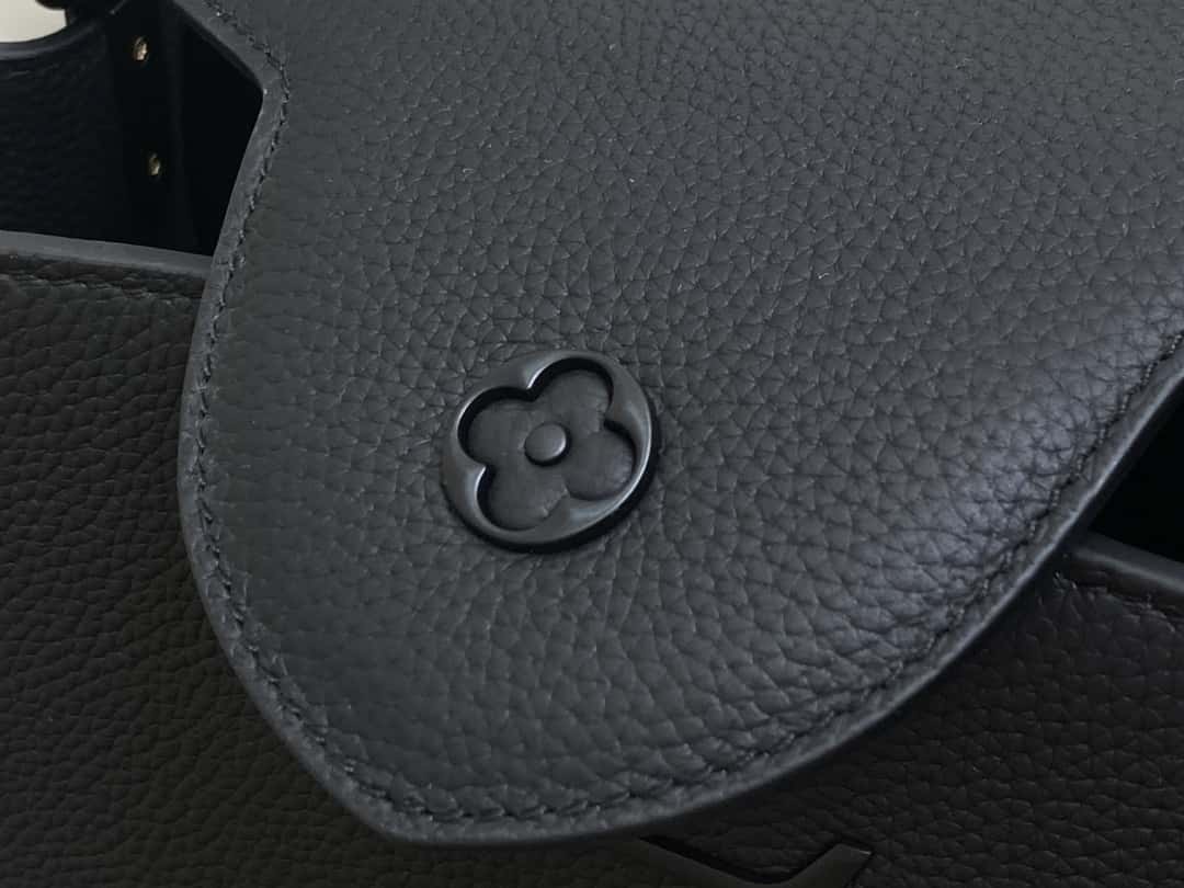 【原單精品】M23955 全皮cap那英款繫列 CAPUCINES SOUPLE 大號手袋¥2,880.00-頂級1:1精品高仿包包香港台灣批發價格推薦微信哪裡買