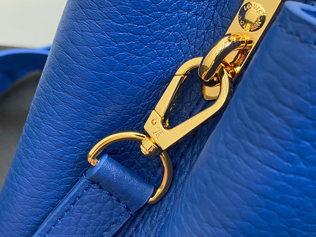 【原單精品】M81409藍色鴕鳥 全皮cap那英款繫列 Capucines 高仿中號手袋¥2,880.00-頂級1:1精品高仿包包香港台灣批發價格推薦微信哪裡買