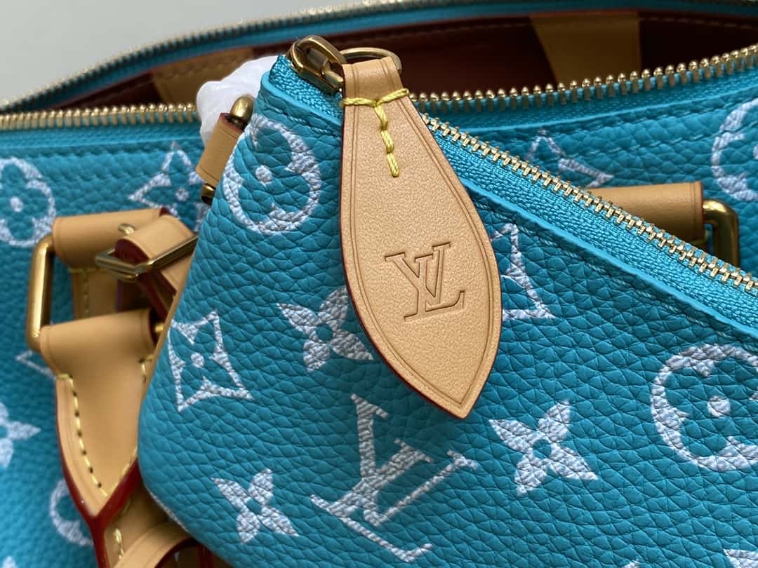 LV【原單精品】M21110湖水藍 全皮枕頭包speedy繫列 SPEEDY P9 BANDOULIÈRE 30手袋¥2,880.00-頂級1:1精品高仿包包香港台灣批發價格推薦微信哪裡買