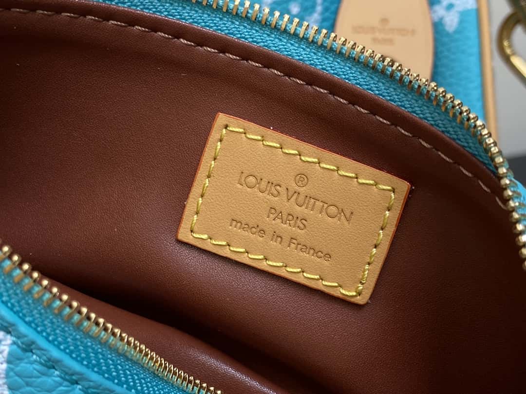 LV【原單精品】M21110湖水藍 全皮枕頭包speedy繫列 SPEEDY P9 BANDOULIÈRE 30手袋¥2,880.00-頂級1:1精品高仿包包香港台灣批發價格推薦微信哪裡買