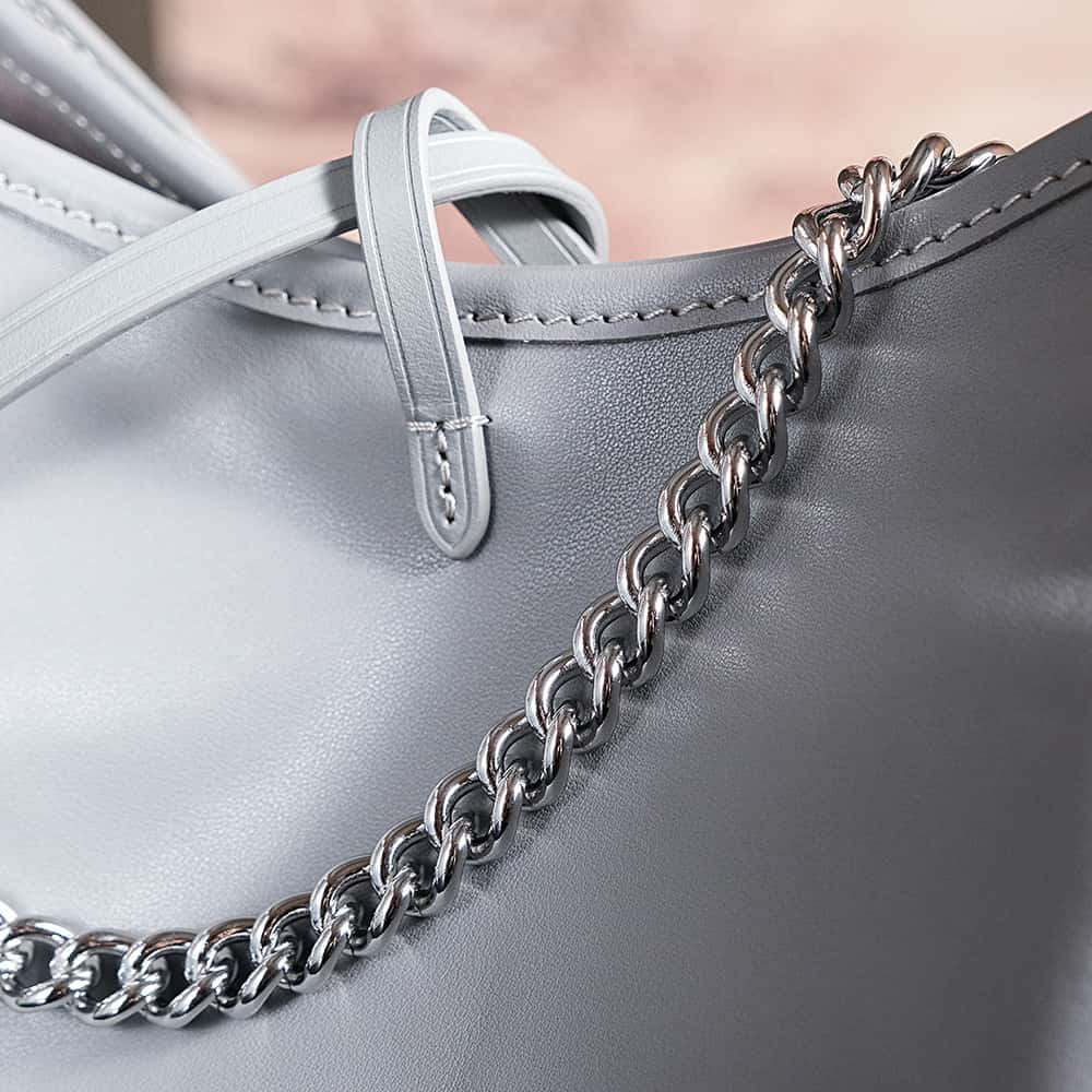 LV頂級原單包 M12579 CarryAll Cargo PM¥2,880.00-頂級1:1精品高仿包包香港台灣批發價格推薦微信哪裡買