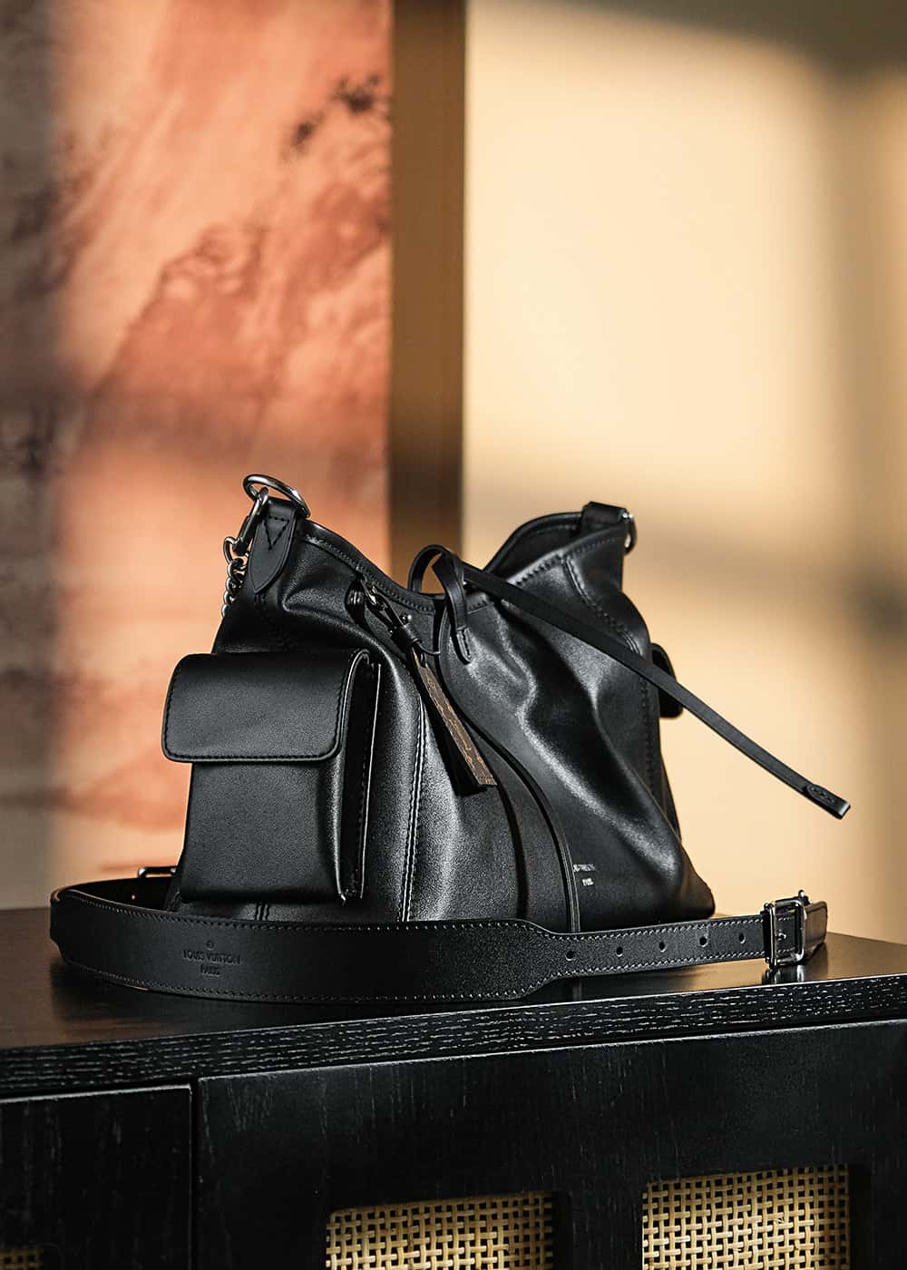 LV正品級一比一高仿包 M24861 CarryAll Cargo PM¥2980.00-頂級1:1精品高仿包包香港台灣批發價格推薦微信哪裡買