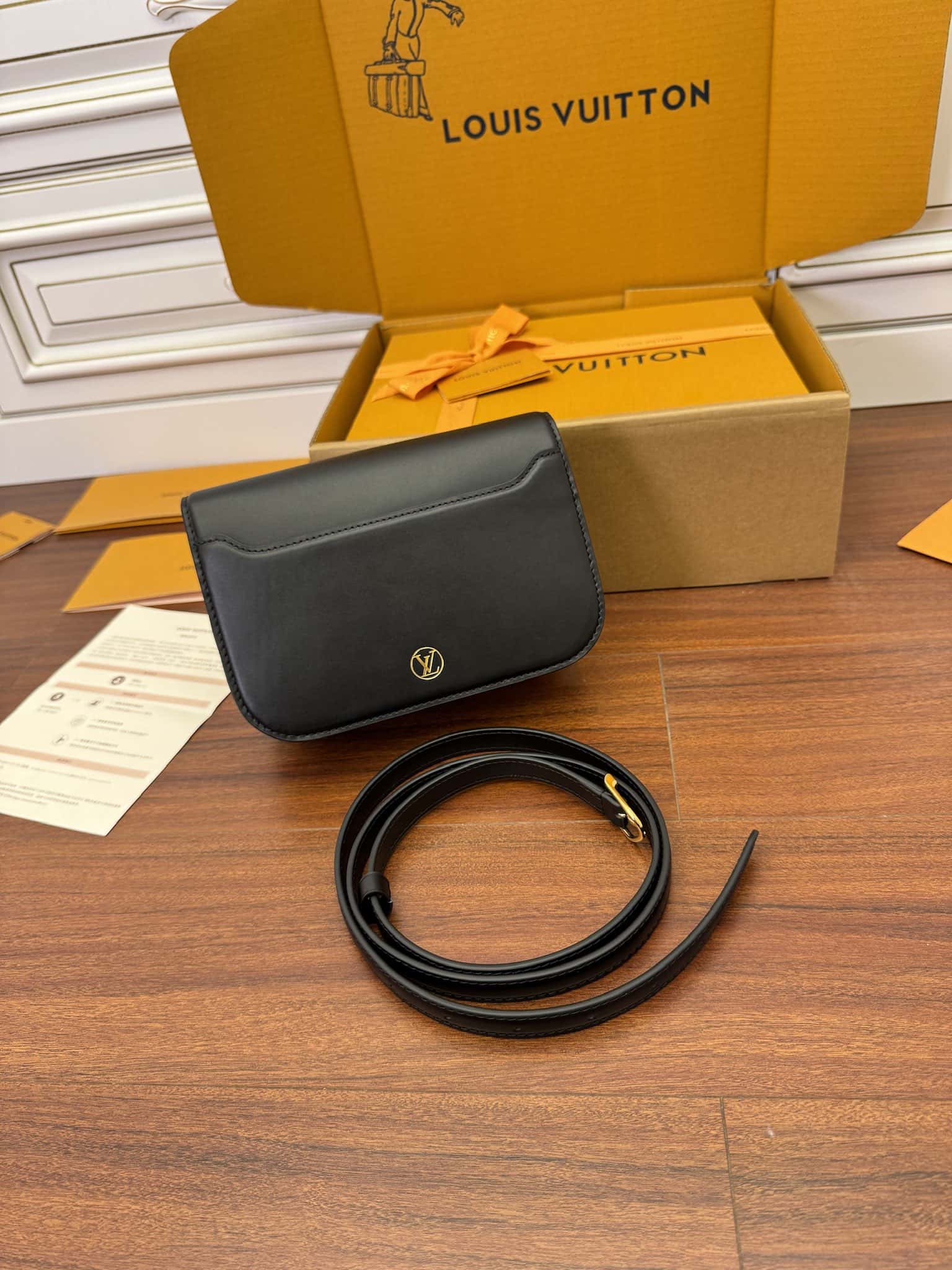 Louis Vuitton M23655 Orsay MM LV高仿包¥2,680.00-頂級1:1精品高仿包包香港台灣批發價格推薦微信哪裡買