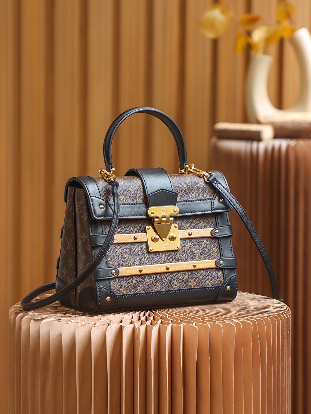 LV M45908 Trianon PM 正品級原單高仿手提包¥2,880.00-頂級1:1精品高仿包包香港台灣批發價格推薦微信哪裡買