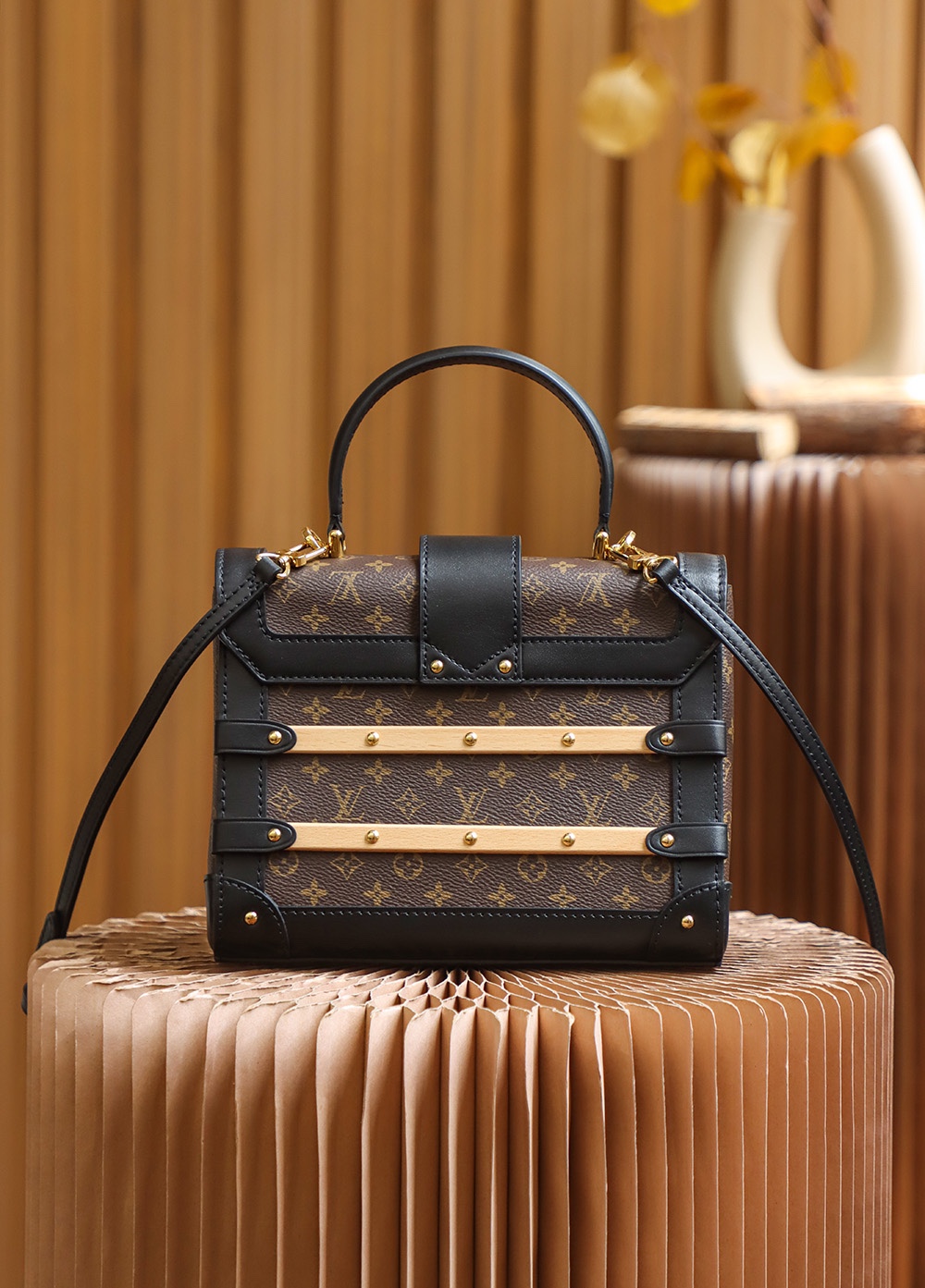 LV M45908 Trianon PM 正品級原單高仿手提包¥2,880.00-頂級1:1精品高仿包包香港台灣批發價格推薦微信哪裡買