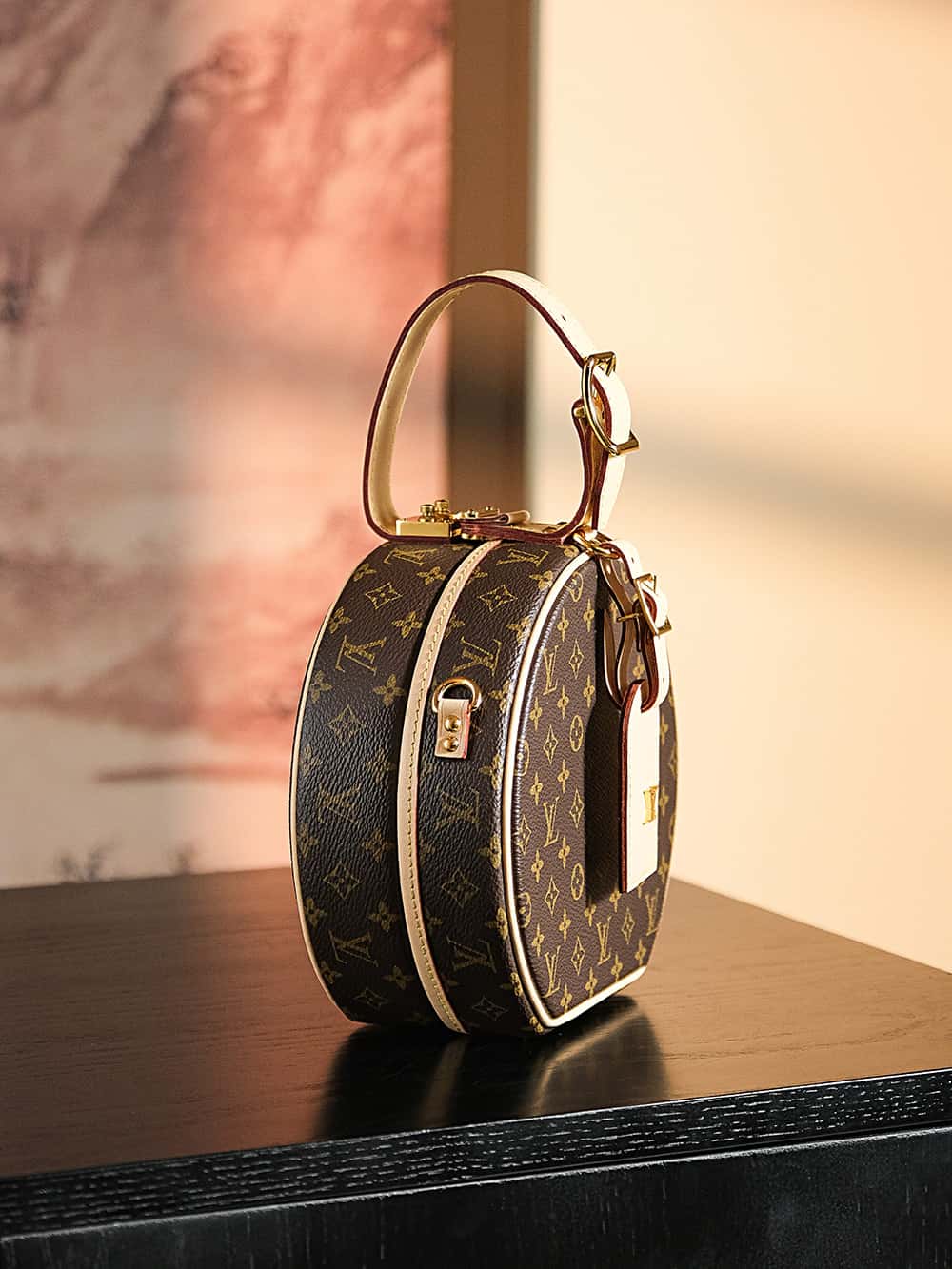 LV M43514 PETITE BOÎTE CHAPEAU 高仿手袋坐擁著斷貨王之位¥2,450.00-頂級1:1精品高仿包包香港台灣批發價格推薦微信哪裡買