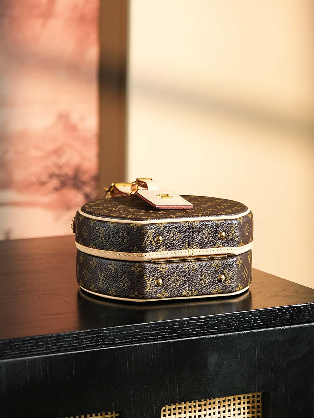 LV M43514 PETITE BOÎTE CHAPEAU 高仿手袋坐擁著斷貨王之位¥2,450.00-頂級1:1精品高仿包包香港台灣批發價格推薦微信哪裡買