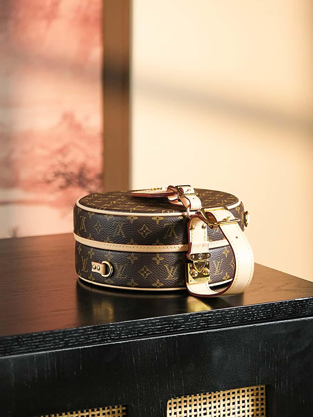 LV M43514 PETITE BOÎTE CHAPEAU 高仿手袋坐擁著斷貨王之位¥2,450.00-頂級1:1精品高仿包包香港台灣批發價格推薦微信哪裡買