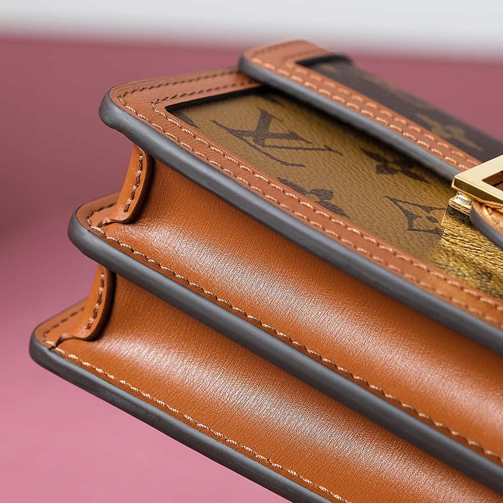 LV M46757 DAUPHINE EAST WEST高仿 手袋最美郵差包¥2,680.00-頂級1:1精品高仿包包香港台灣批發價格推薦微信哪裡買