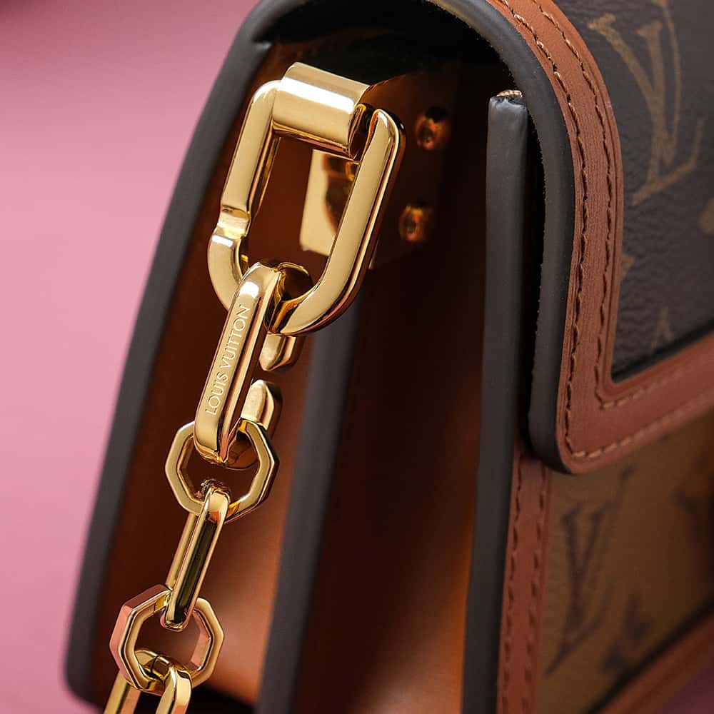 LV M46757 DAUPHINE EAST WEST高仿 手袋最美郵差包¥2,680.00-頂級1:1精品高仿包包香港台灣批發價格推薦微信哪裡買