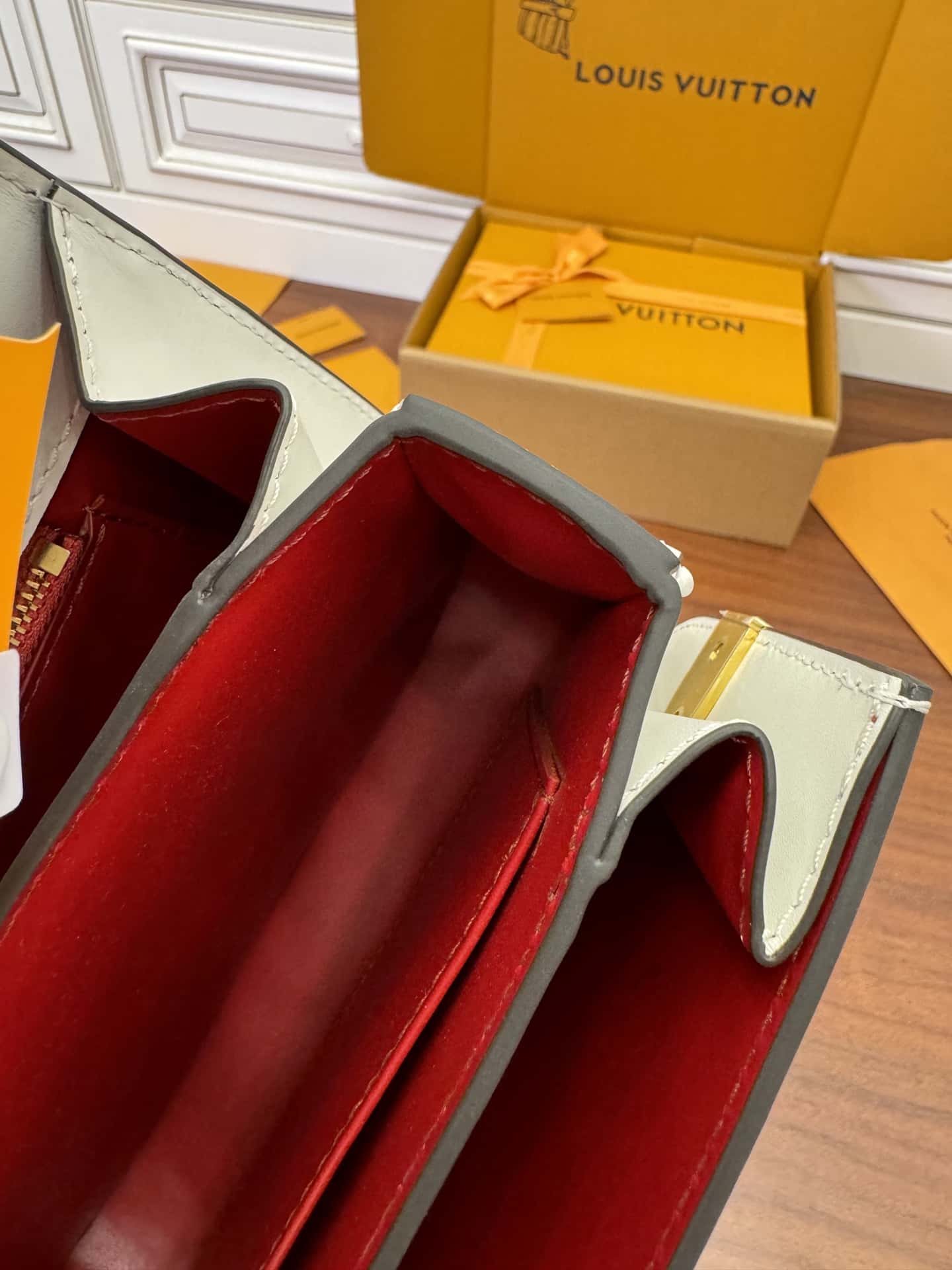 LV高仿 M23654 Orsay MM專櫃同步電子芯片內碼¥2,480.00-頂級1:1精品高仿包包香港台灣批發價格推薦微信哪裡買