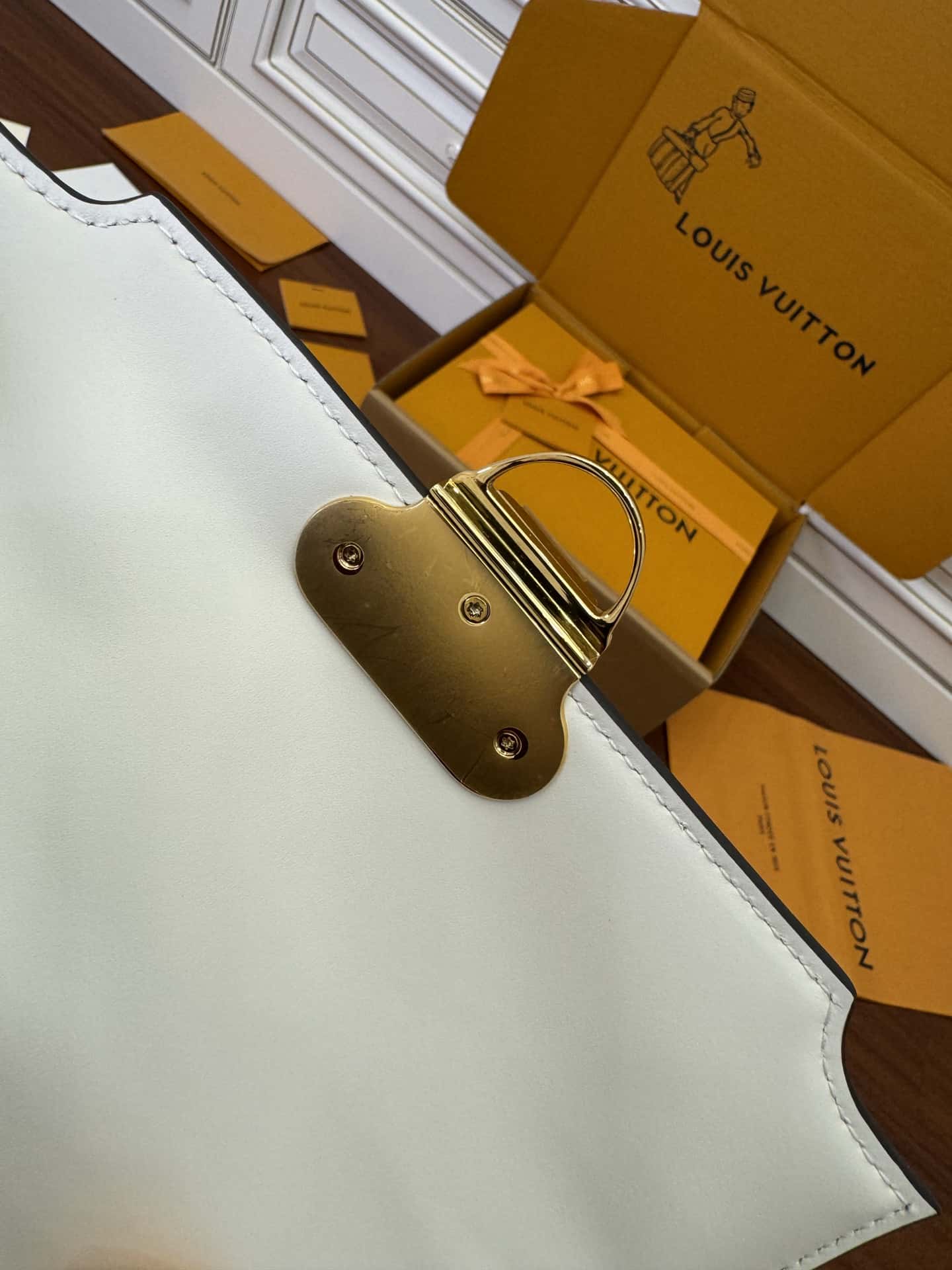 LV高仿 M23654 Orsay MM專櫃同步電子芯片內碼¥2,480.00-頂級1:1精品高仿包包香港台灣批發價格推薦微信哪裡買