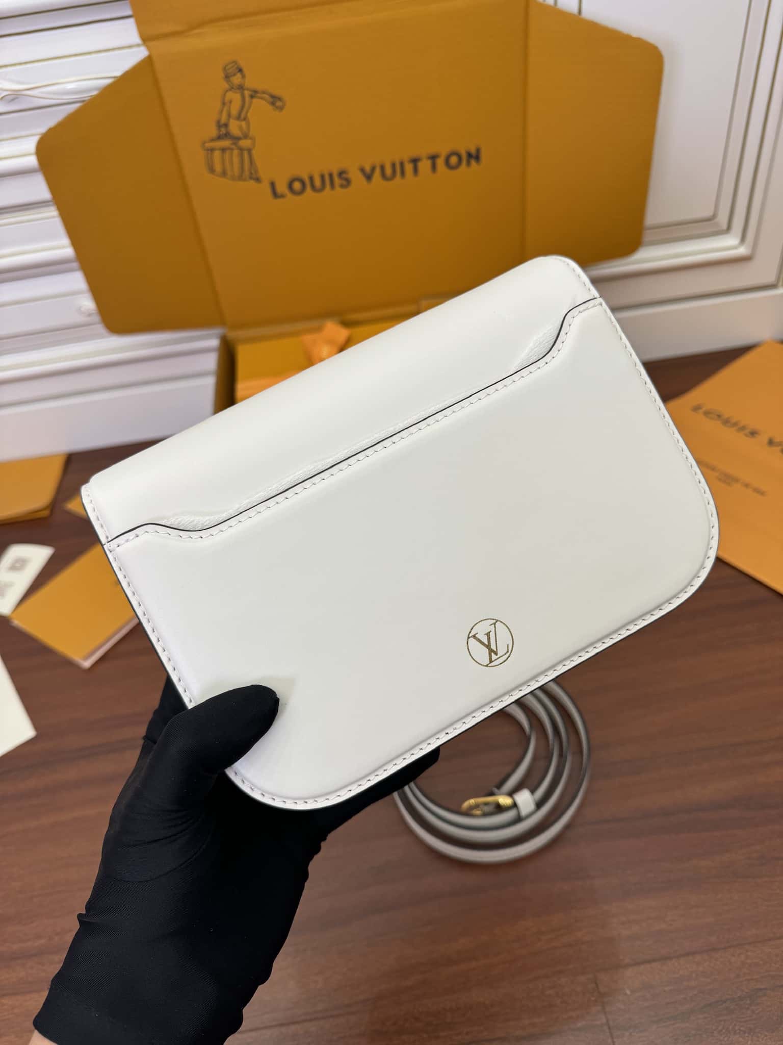 LV高仿 M23654 Orsay MM專櫃同步電子芯片內碼¥2,480.00-頂級1:1精品高仿包包香港台灣批發價格推薦微信哪裡買