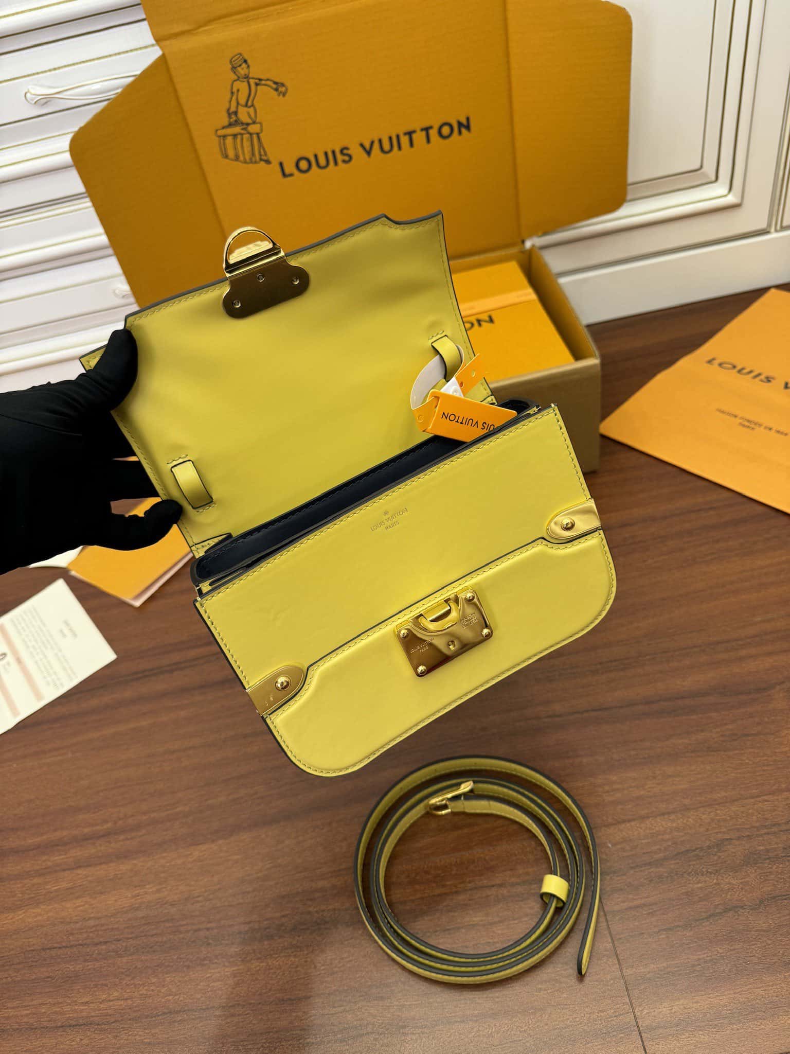 LV正品代工廠意大利A級出品代購級高仿包 M23646 Orsay MM¥2,880.00-頂級1:1精品高仿包包香港台灣批發價格推薦微信哪裡買