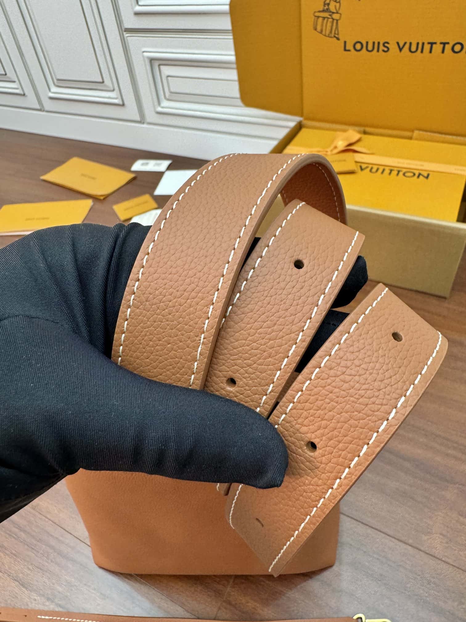 LV高仿包 M25354 Low Key Hobo PM動態電子芯片正品代工廠意大利A級皮料¥2,880.00-頂級1:1精品高仿包包香港台灣批發價格推薦微信哪裡買