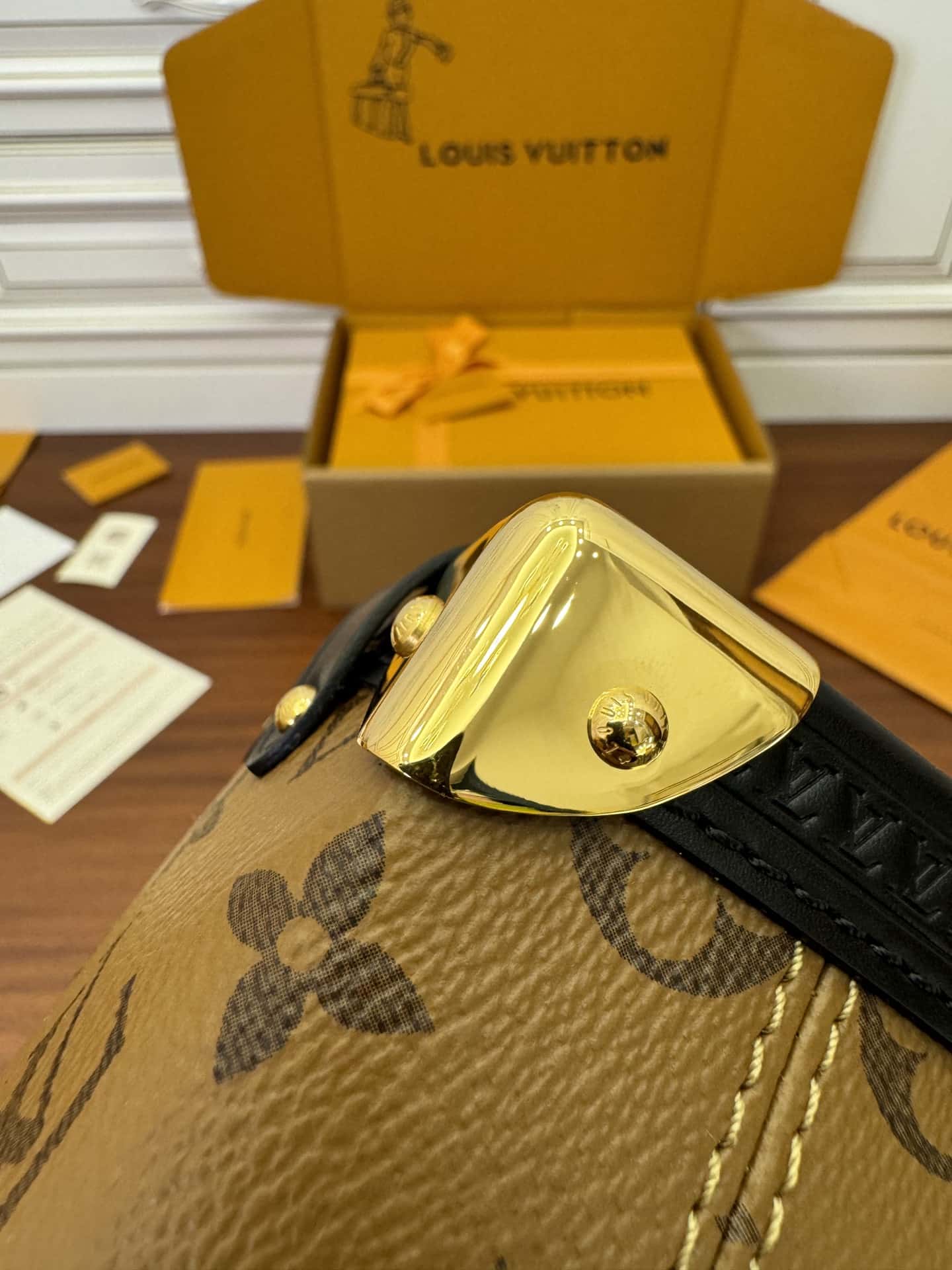 高仿禮品袋LV專櫃同步 M47139 South Asia Exclusive Side Trunk PM¥2,380.00-頂級1:1精品高仿包包香港台灣批發價格推薦微信哪裡買