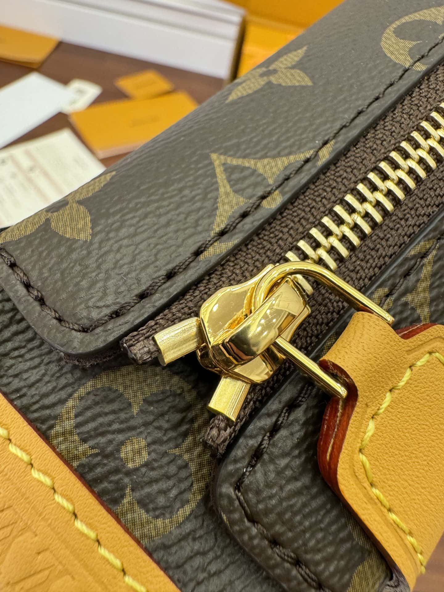 LV高仿包 M46815 Side Trunk PM拍攝圖跟產品一致¥2,480.00-頂級1:1精品高仿包包香港台灣批發價格推薦微信哪裡買